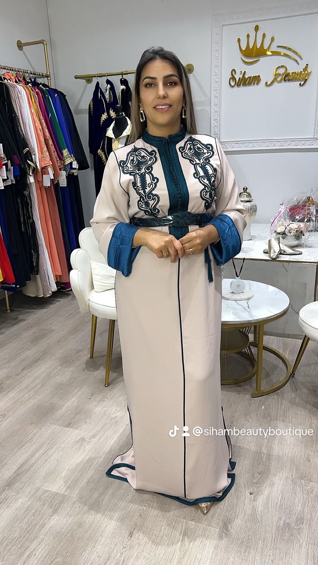 A CAFTAN LA CLASSE