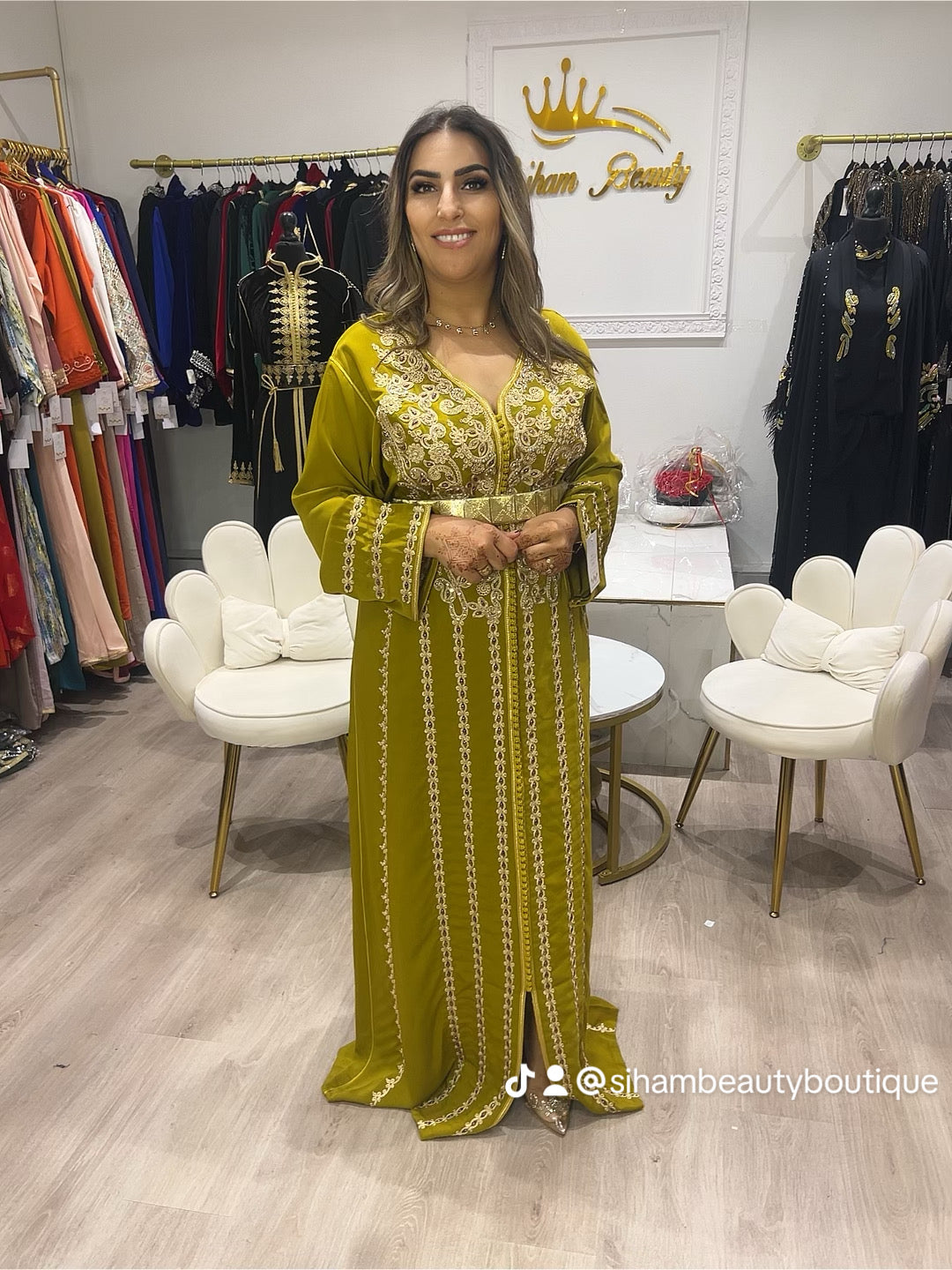 A CAFTAN ÉMERAUDE