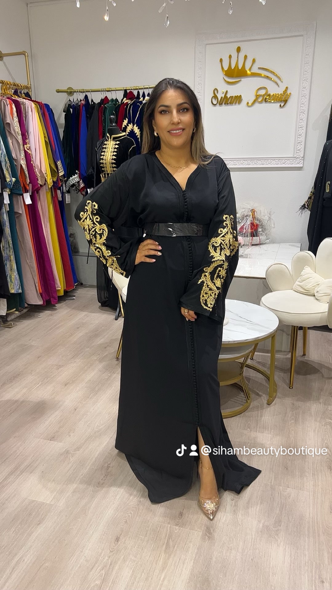 A CAFTAN MIRA