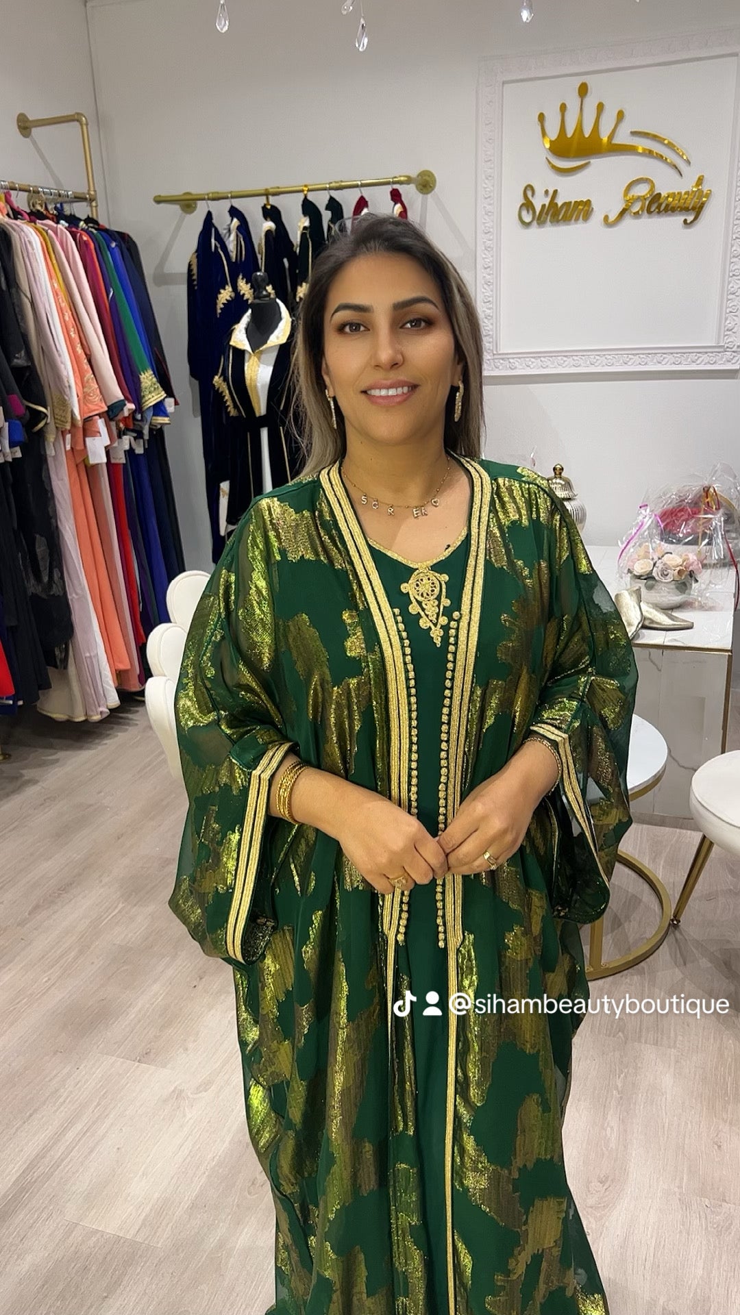 A KIMONO Vert Malaki or