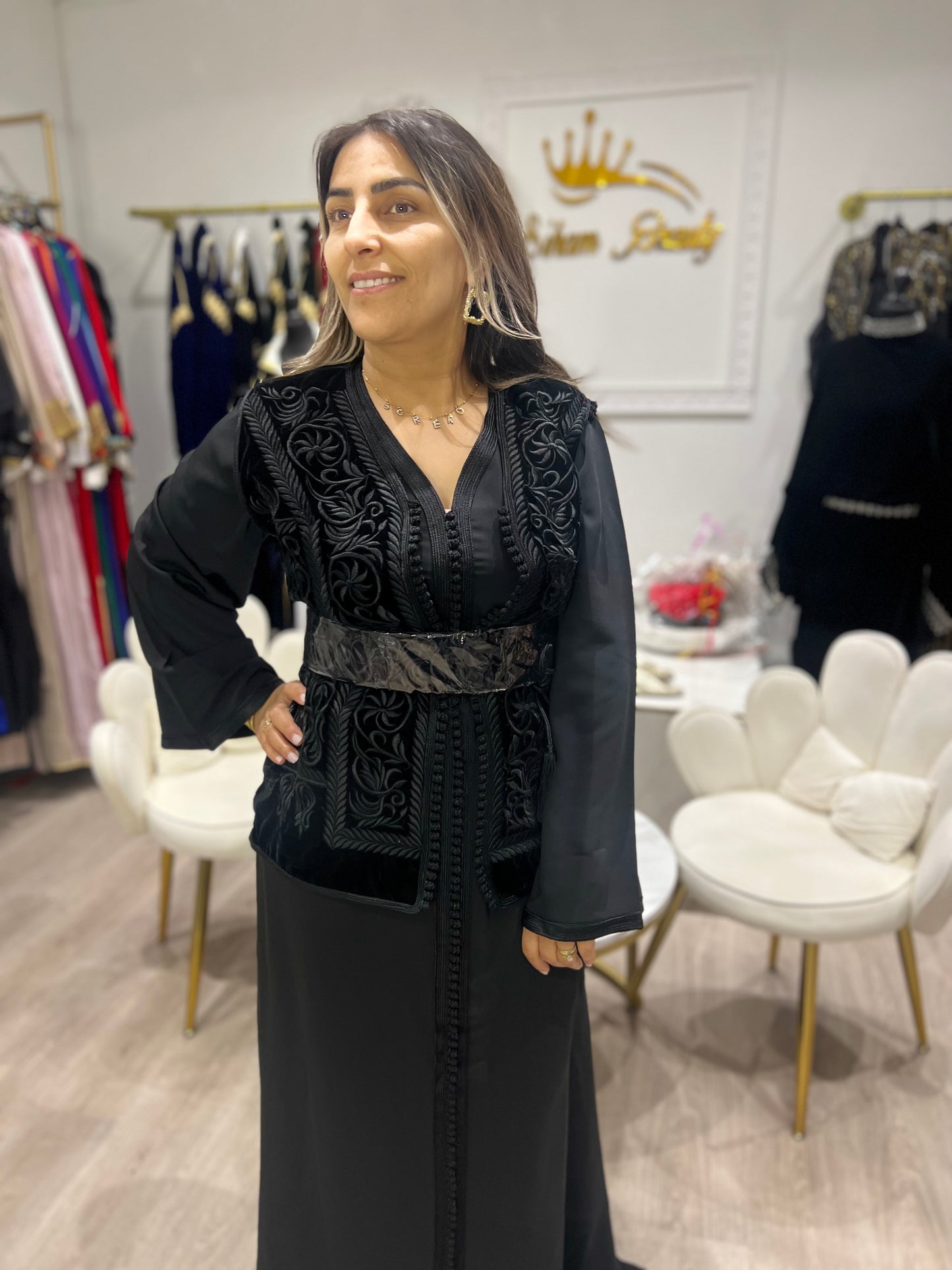 A CAFTAN MODERNE