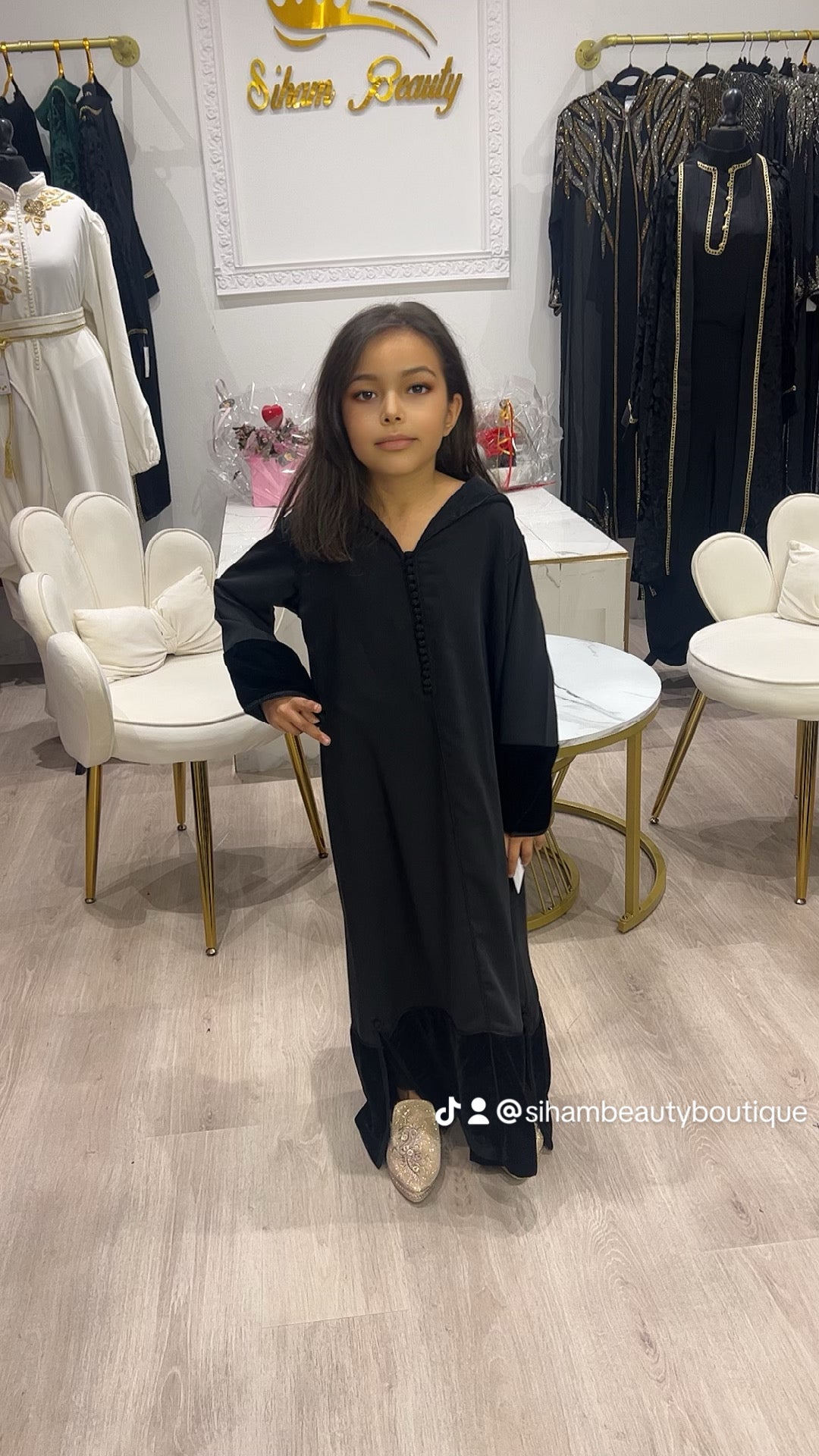 A JELABA ISIS FILLE
