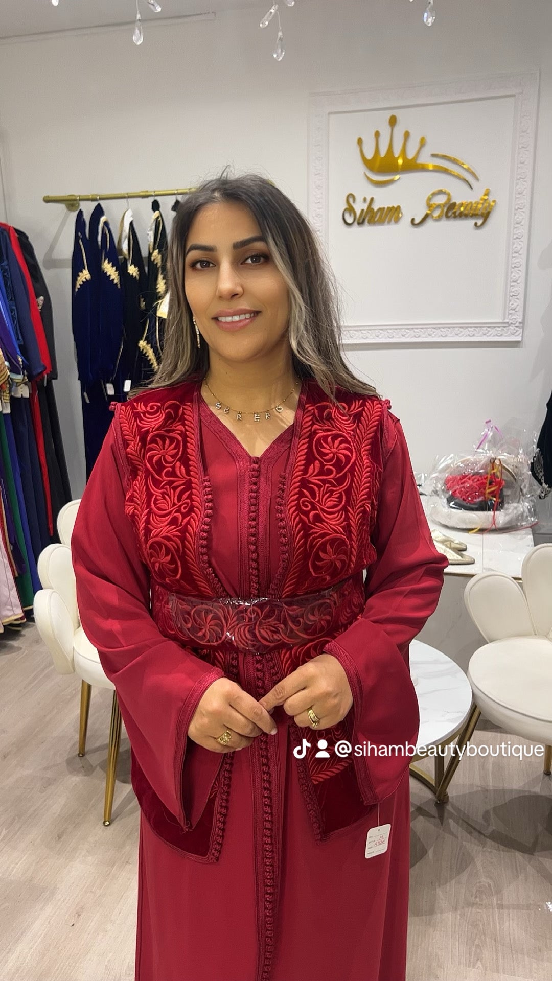 A CAFTAN MODERNE