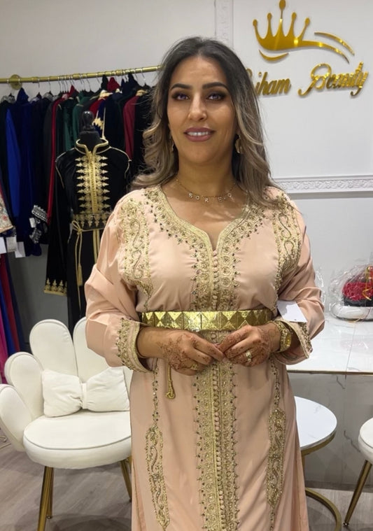 A CAFTAN REINE
