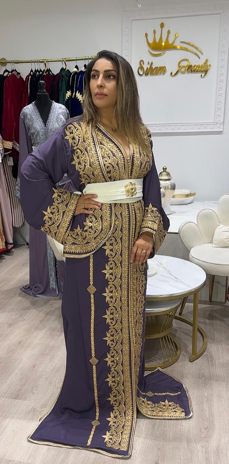 A TAKCHITA PRESTIGE
